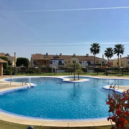 Oleholidays Adosado Y Golf Guadalmina Urbanizacion Privada Holiday home *