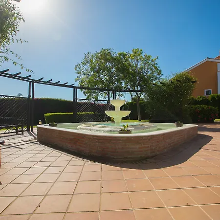 Oleholidays Adosado Y Golf Guadalmina Urbanizacion Privada Holiday home *